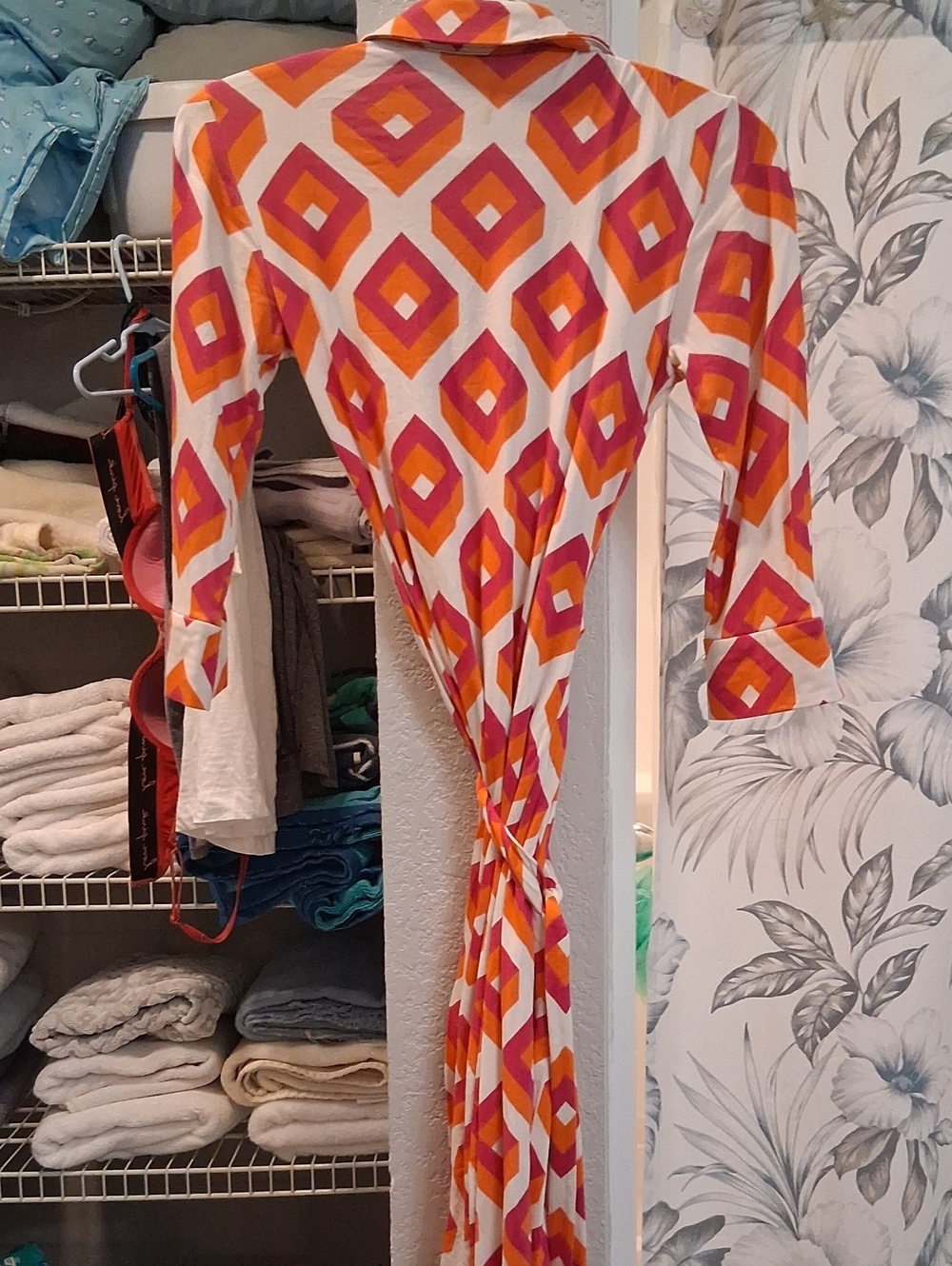 Diane von Furstenberg Vintage - Picture 2 of 2